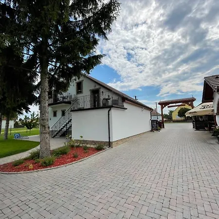 Kukorica Csarda 3*