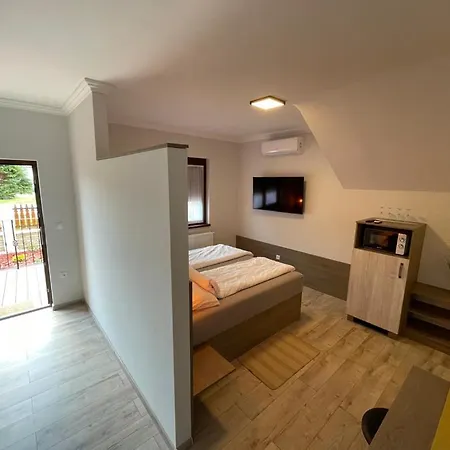 Bed & Breakfast Kukorica Csarda 3*