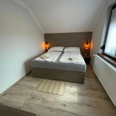 Kukorica Csarda Bed & Breakfast Balatonujlak