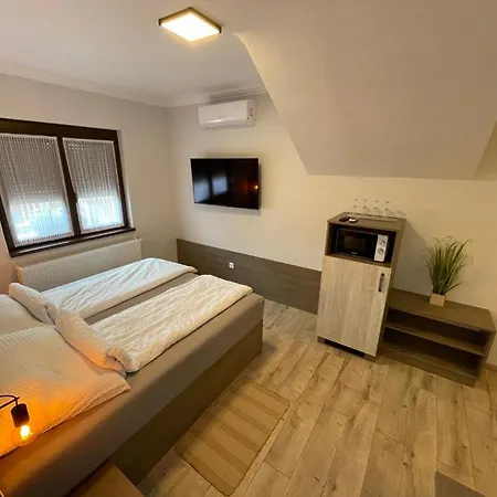 Bed & Breakfast Kukorica Csarda Balatonujlak