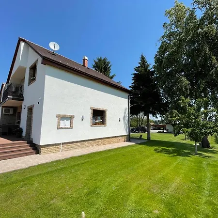 فندق مبيت وإفطار Kukorica Csarda Balatonujlak