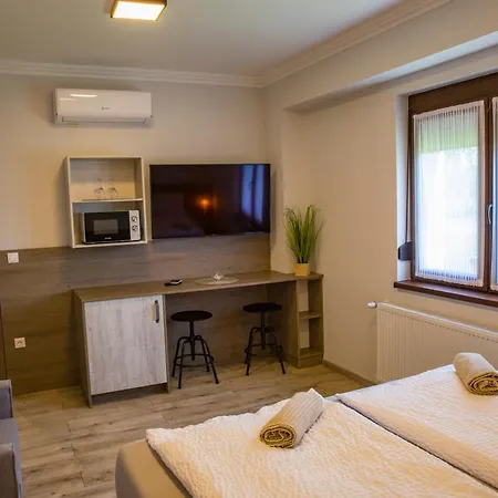 Kukorica Csarda Bed & Breakfast 3*