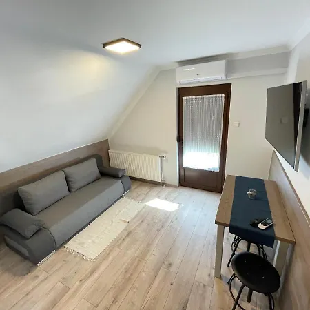Kukorica Csarda 3* Balatonujlak