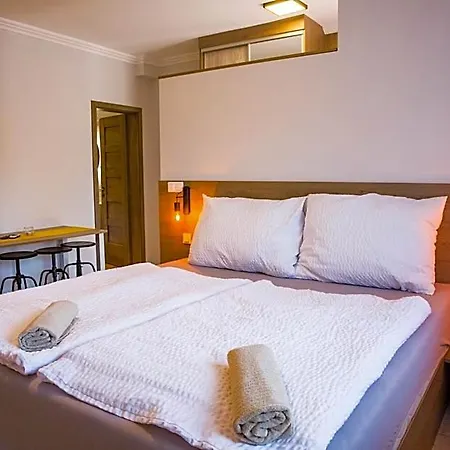 Kukorica Csárda 3* Balatonujlak
