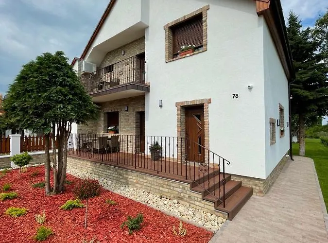 Kukorica Csárda Balatonújlak