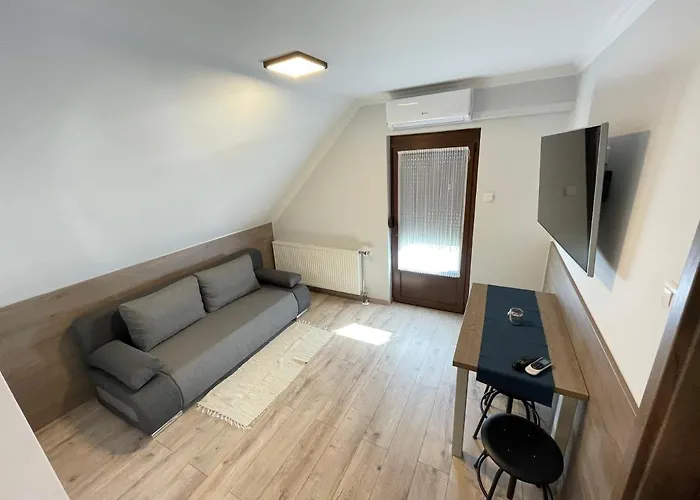 Kukorica Csárda 3* Balatonújlak